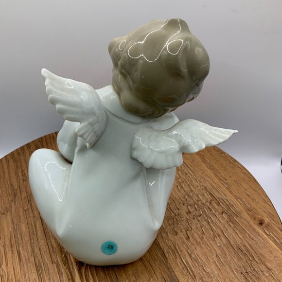 Lladró Vintage Angel Dreaming Porcelain Figurine - Picture 4 of 7